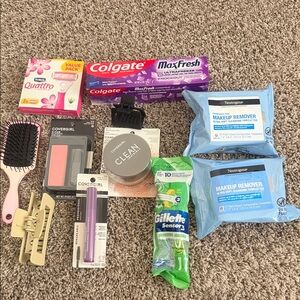 COVERGIRL Blush and Mascara Set - Pink and Black